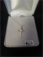 Sterling silver cross pendant necklace