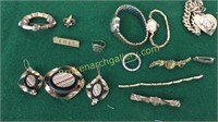 16 Pieces Assorted Jewelry