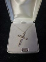Sterling silver cross pendant necklace