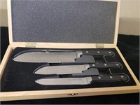 3 piece santoku 212 cutlery set in wooden case