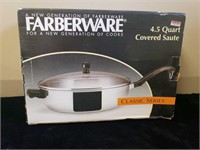 New in box Farberware 4.5 quart saute pan