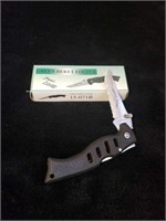 New Frost Cutlery Green Beret folder pocket knife
