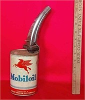 One Quart Mobil Oil Can With Spout