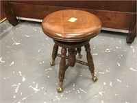 Oak organ stool