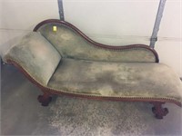 Victorian fainting couch