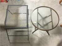2 small patio tables