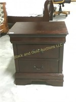 Small  2 drawer night stand