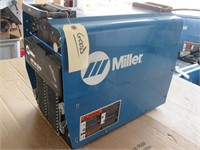 Miller XMT 304cc/cv Welder *Tested Good*-