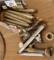 Threaded Pipe (12 PC)  with Pressure Guage
