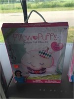 PILLOW PUFFS DESIGNER FELT PILLOW KIT