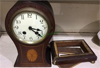 Vintage wood balloon clock with broken base and a