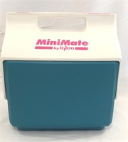 Mini Mate Cooler by Igloo