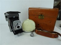 Vintage Polaroid Land Camera Model 80 with Case