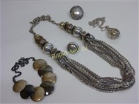 Metallic Fashion Jewellery Craftsmanship