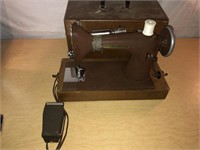 Vintage Westinghouse Sewing Machine w/ Hard Case
