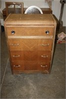 Vintage Dresser 29 x 17 x 41H