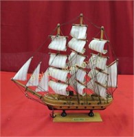 Wooden May Flower Ship w/ Cloth