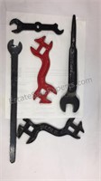 Various wrenches display quality 5 pieces