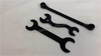 Display quality wrenches