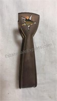 Vintage tongs, 5”