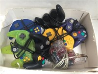 GAME CONTROLLERS & GAMES