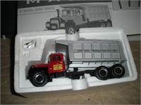 First Gear MACK-R - Model Dump Truck-1/34