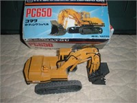 KOMATSU PC 650 Hydraulic Excavator 614 -1/50