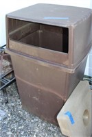 lg trash can; glav. duct/stove pipe, weighted base