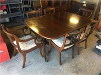 DINIGN TABLE AND 6 CHAIRS WITH LEAFS