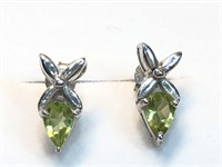 S/Silver Peridot Earrings