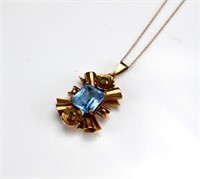 Vintage mixed gold pendant