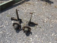 John Deere 1065A  (2) Spindles