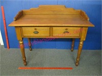 victorian 2-drawer desk (3.5ft wide) - nice