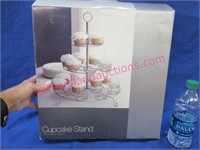 metal cupcake stand (holds 24 cupcakes/muffins)