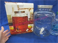 1-gallon sun tea jar with spigot - never used