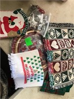 CHRISTMAS DECOR, PLACEMATS, COOKIE CUTTERS, HAND