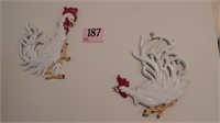 PAIR OF SYROCO WOOD ROOSTER WALL PLAQUES 14" AND