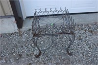 metal flower stand