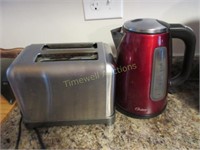 Toaster and cordless tea kettle