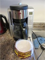 Self cleaning Black and Decker coffee maker