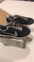New in box size 9 1/2 Nike tennis shoes