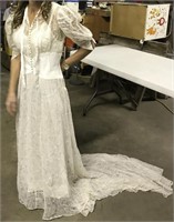 EARLY 1900'S WEDDING DRESS
