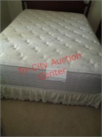 Queen size Sealy mattress & box spring