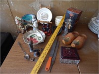 Group lot of Vintage Collectables
