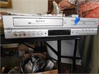 VCR/DVD Player Apex w/Instructions & Remote
