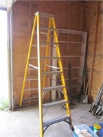 Husky Step Ladder