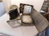 Misc Lot-Various Pans, Trays, misc.