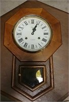 31 day regulator clock with key