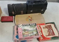 Lunch boxes, puzzles and others