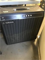 Yamaha Thirty 115b Amp